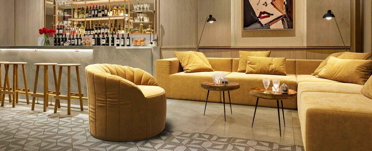 Мягкая мебель для баров, кафе и ресторанов по технологии ФОАМ
