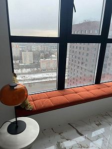 Матрасик на подоконник в современном интерьере дома. Реальный отзыв с фото и рейтингом 5 звезд.