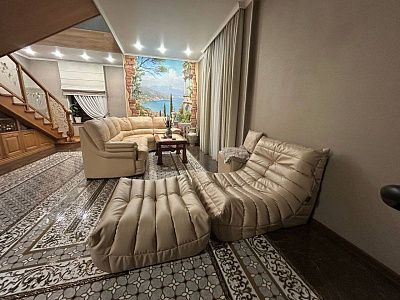 Модульная бескаркасная мебель в гостиной. Фото и отзыв покупателя на 5 звезд.